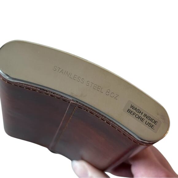 Crown Royal Brown Leather Flask - Picture 4 of 5